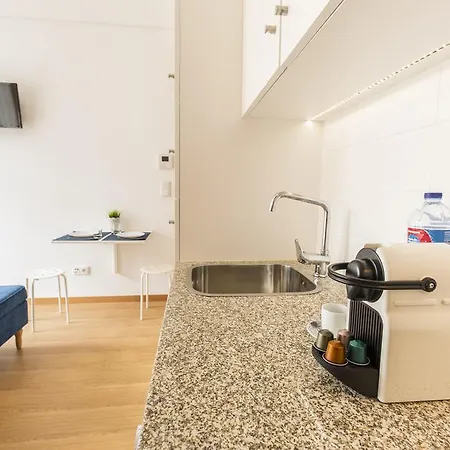 271 Mouzinho Apartman